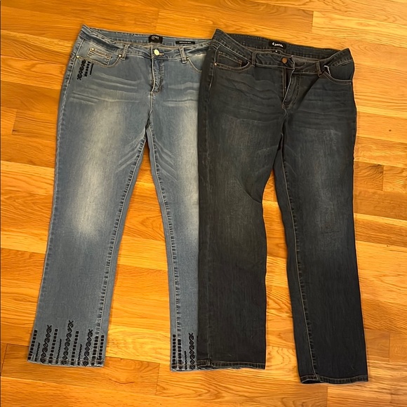 Two pairs of jeans size 14 - Picture 1 of 3
